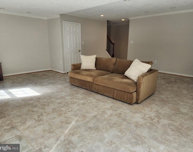 3720 Mount Airey Lane - Photo Thumbnail 9