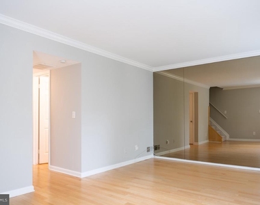 1640 Westwind Way - Photo Thumbnail 9