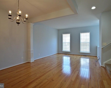 13501 Stargazer Terrace - Photo Thumbnail 5