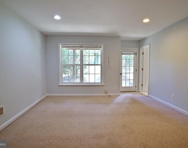13501 Stargazer Terrace - Photo Thumbnail 23