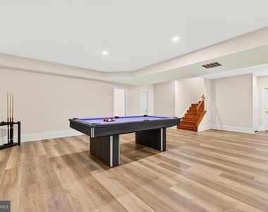 9860 Palace Green Way - Photo Thumbnail 48