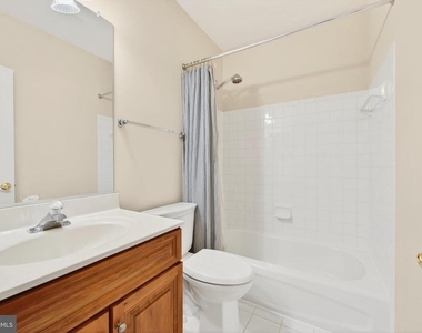 9860 Palace Green Way - Photo Thumbnail 46
