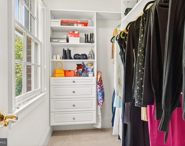 9860 Palace Green Way - Photo Thumbnail 38