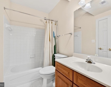 9860 Palace Green Way - Photo Thumbnail 52