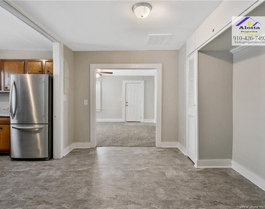 118 Circle Court - Photo Thumbnail 14