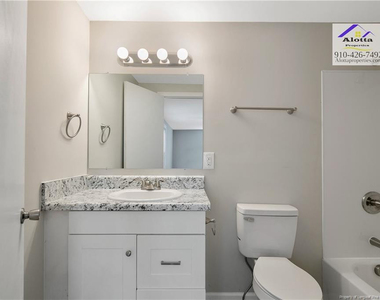 118 Circle Court - Photo Thumbnail 21
