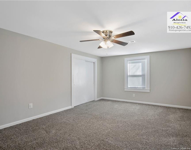 118 Circle Court - Photo Thumbnail 20