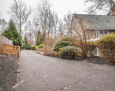 9108 Weant Drive - Photo Thumbnail 43