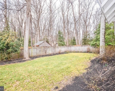 9108 Weant Drive - Photo Thumbnail 39