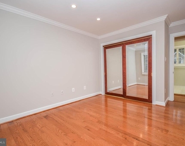 9108 Weant Drive - Photo Thumbnail 23