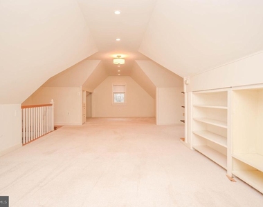 9108 Weant Drive - Photo Thumbnail 49