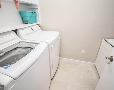 9108 Weant Drive - Photo Thumbnail 28