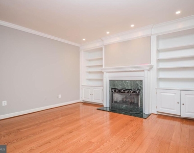 9108 Weant Drive - Photo Thumbnail 4