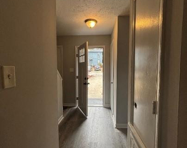 5713 Aftonshire Drive - Photo Thumbnail 2
