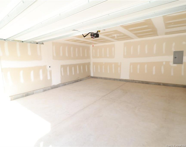 2932 Green Tractor Avenue - Photo Thumbnail 46