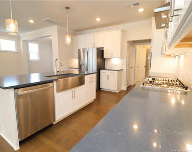 2932 Green Tractor Avenue - Photo Thumbnail 12
