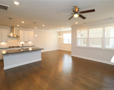 2932 Green Tractor Avenue - Photo Thumbnail 3
