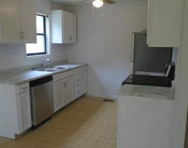 6827 Kizer Drive - Photo Thumbnail 4