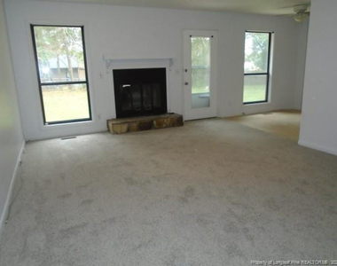 6827 Kizer Drive - Photo Thumbnail 2