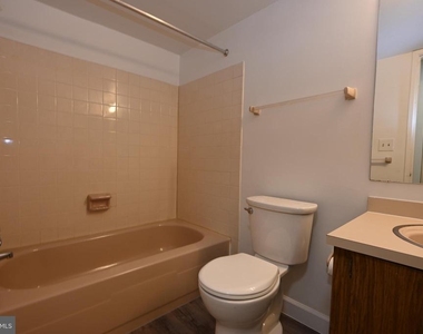 4404 Island Place - Photo Thumbnail 11
