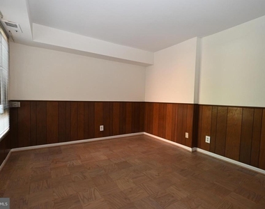 4404 Island Place - Photo Thumbnail 10
