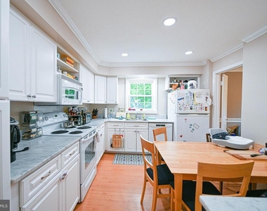 7377 Montcalm Drive - Photo Thumbnail 9