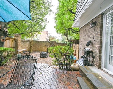 7377 Montcalm Drive - Photo Thumbnail 32