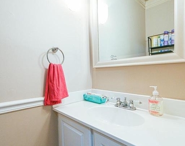 7377 Montcalm Drive - Photo Thumbnail 12