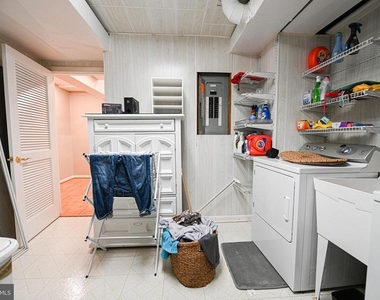 7377 Montcalm Drive - Photo Thumbnail 31