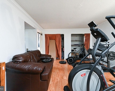 7377 Montcalm Drive - Photo Thumbnail 27