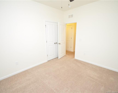 643 Briarcliff Street - Photo Thumbnail 24