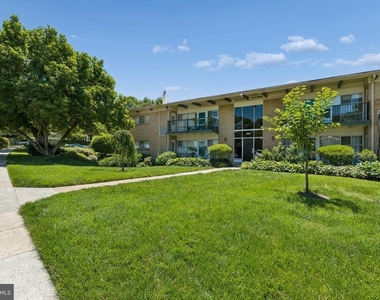 4901 Americana Drive - Photo Thumbnail 2
