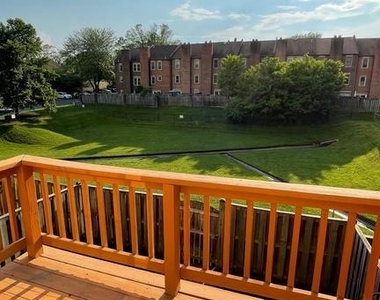 10127 Ebenshire Court - Photo Thumbnail 27