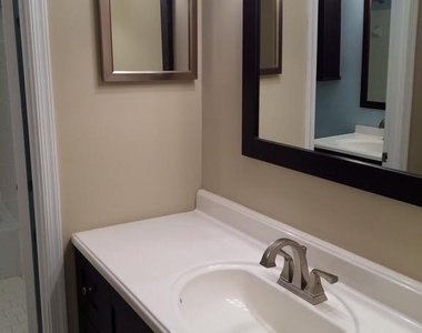10127 Ebenshire Court - Photo Thumbnail 15
