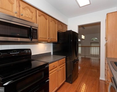 13939 Preacher Chapman Place - Photo Thumbnail 7