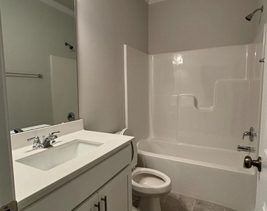 1013 Red Wing Drive - Photo Thumbnail 6