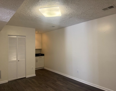 3042 Mission Drive - Photo Thumbnail 6