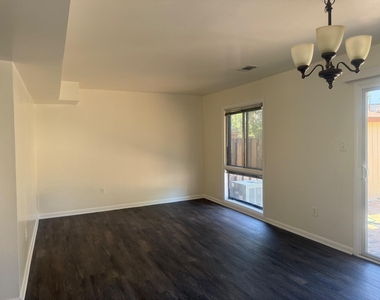 3042 Mission Drive - Photo Thumbnail 10