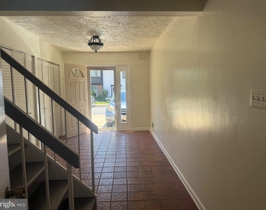 3042 Mission Drive - Photo Thumbnail 2