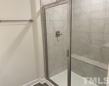 511 Autumn Cure Court - Photo Thumbnail 14