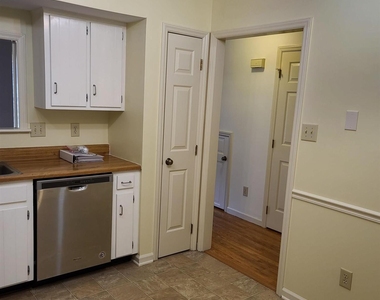 6416 Meadow View Drive - Photo Thumbnail 28
