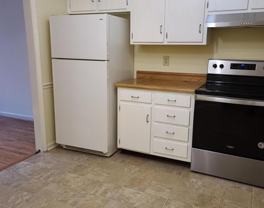 6416 Meadow View Drive - Photo Thumbnail 27