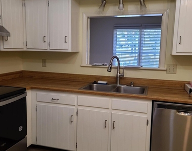 6416 Meadow View Drive - Photo Thumbnail 29