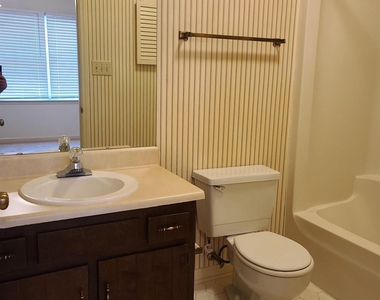 6416 Meadow View Drive - Photo Thumbnail 39