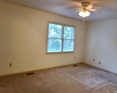 6416 Meadow View Drive - Photo Thumbnail 32