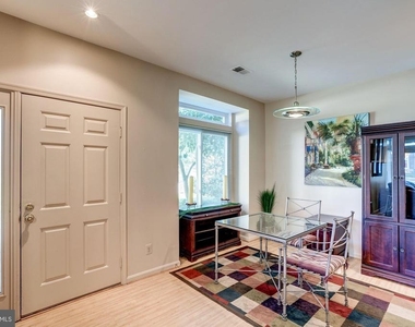 12232 Fort Buffalo Circle - Photo Thumbnail 9