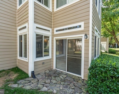 12232 Fort Buffalo Circle - Photo Thumbnail 35