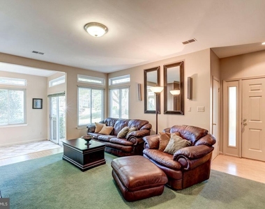 12232 Fort Buffalo Circle - Photo Thumbnail 3