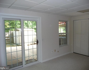 7665 Sheffield Village Lane - Photo Thumbnail 22