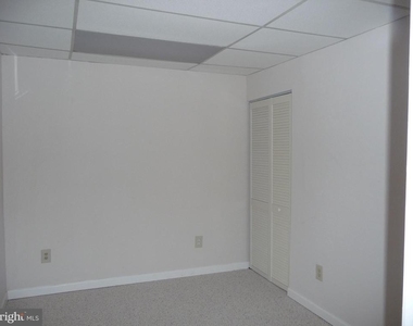 7665 Sheffield Village Lane - Photo Thumbnail 19